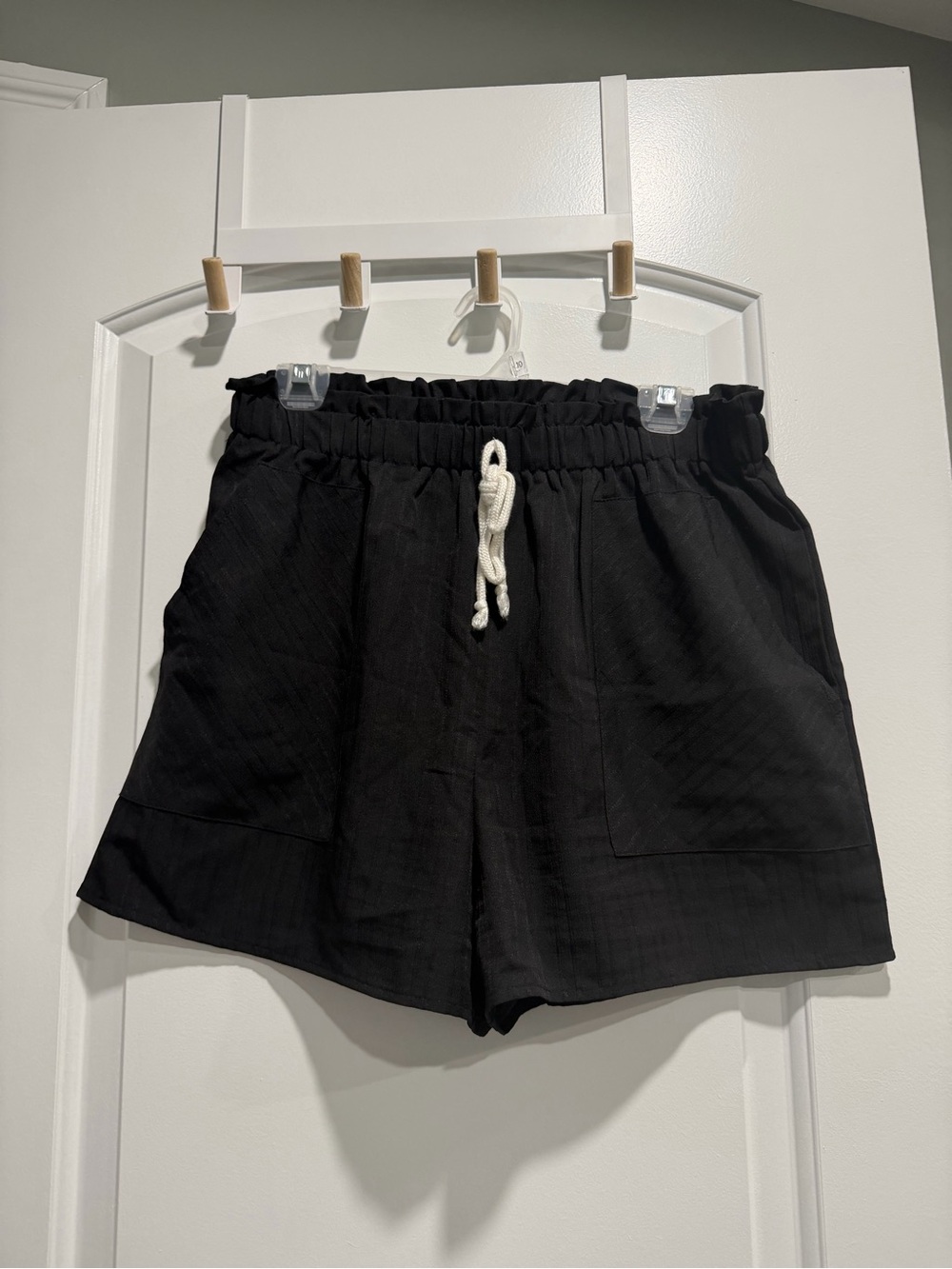SHEIN Black High-Waist Drawstring Linen-Blend Shorts